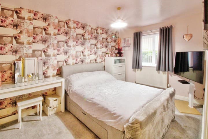 2 bedrooms apartment for sale in Rotherham, United Kingdom - Image 8