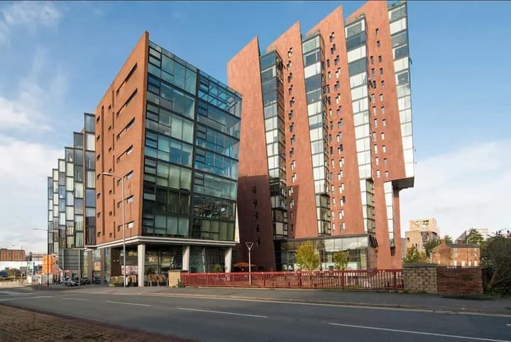 2 bedrooms apartment for sale in Manchester, United Kingdom - Image 16