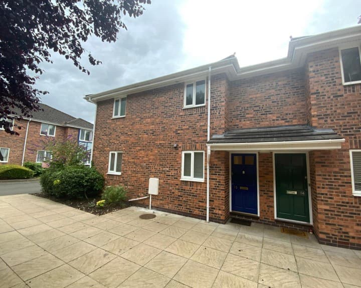 1 bedroom apartment for sale in Alcester, United Kingdom - Image 13