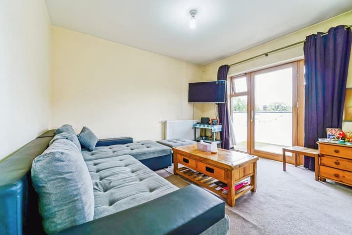 1 bedroom apartment for sale in Feltham, United Kingdom - Image 20