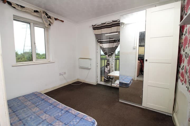 3 bedrooms apartment for sale in Grays, United Kingdom - Image 7