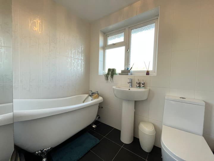 3 bedrooms house for sale in Bedford, United Kingdom - Image 22