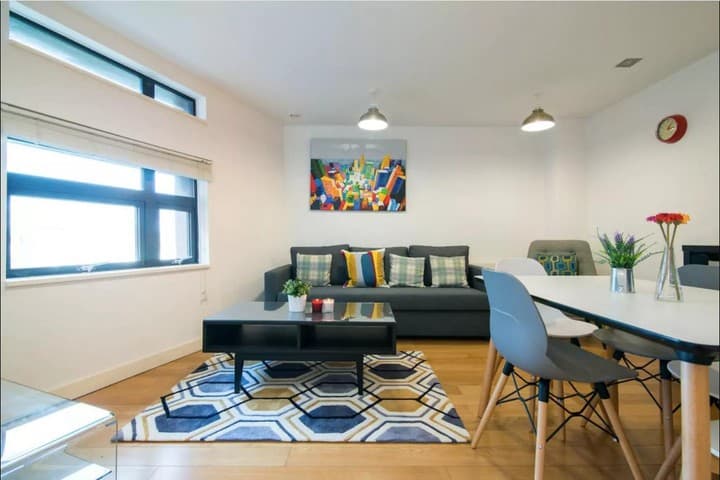 2 bedrooms apartment for sale in Manchester, United Kingdom - Image 4