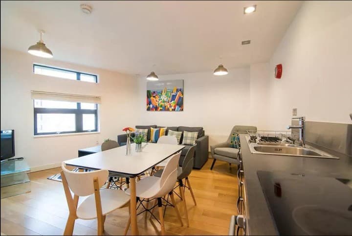 2 bedrooms apartment for sale in Manchester, United Kingdom - Image 6