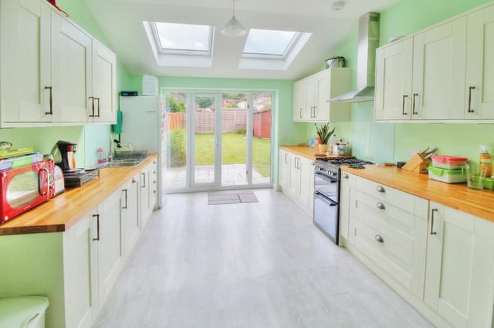 3 bedrooms house for sale in Reading, United Kingdom - Image 6