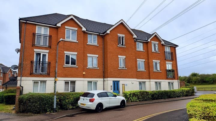 3 bedrooms apartment for sale in Grays, United Kingdom - Image 14