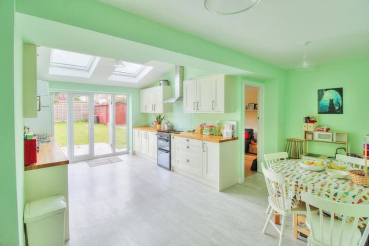 3 bedrooms house for sale in Reading, United Kingdom - Image 3