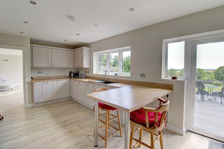 4 bedrooms house for sale in Cannock Wood, United Kingdom - Image 10