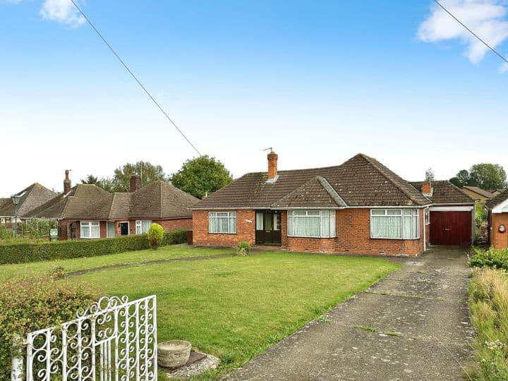 3 bedrooms house for sale in Nettleham, United Kingdom - Image 2