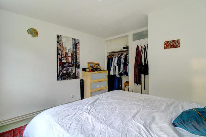 2 bedrooms apartment for sale in Lichfield, United Kingdom - Image 9