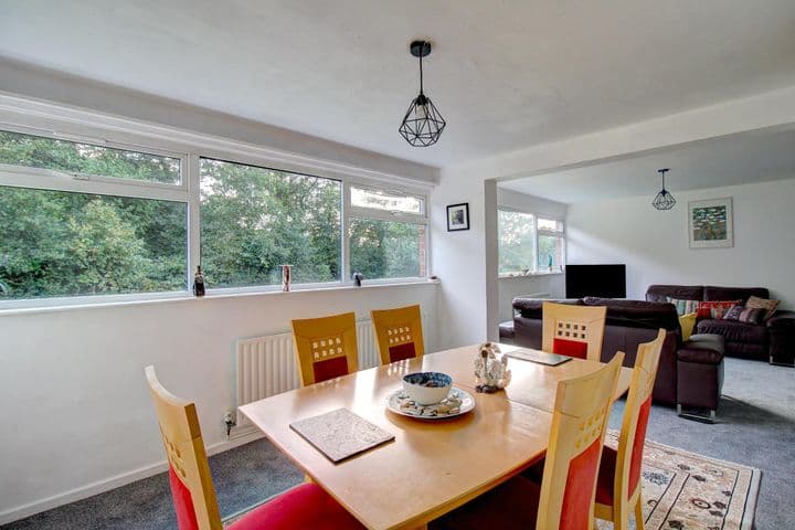 2 bedrooms apartment for sale in Lichfield, United Kingdom - Image 6