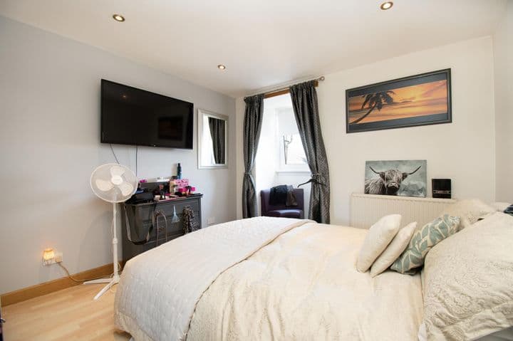 2 bedrooms apartment for sale in Montrose, United Kingdom - Image 11