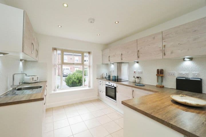 4 bedrooms house for sale in Nottingham, United Kingdom - Image 4