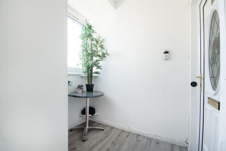 2 bedrooms apartment for sale in Montrose, United Kingdom - Image 6