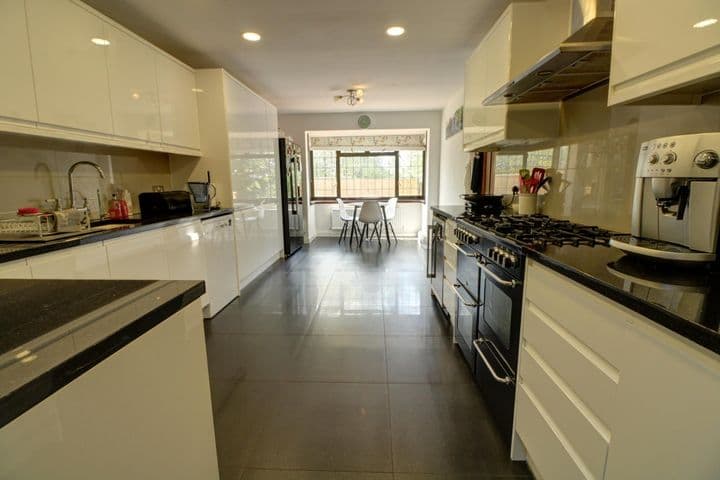 4 bedrooms house for sale in Reading, United Kingdom - Image 4