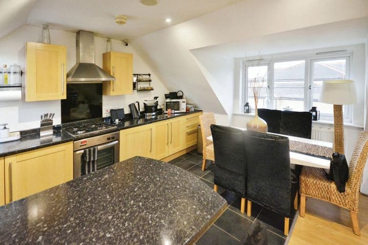 1 bedroom house for sale in Waltham Cross, United Kingdom - Image 5