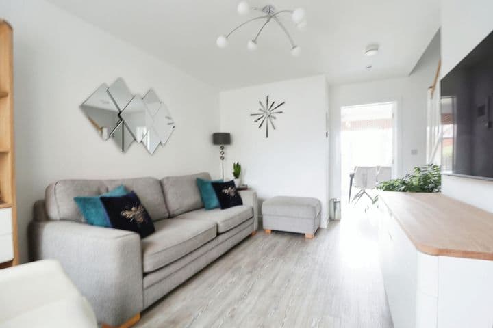 2 bedrooms house for sale in Chelmsford, United Kingdom - Image 3