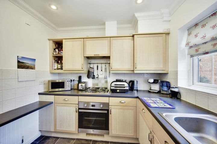 3 bedrooms house for sale in Sittingbourne, United Kingdom - Image 8