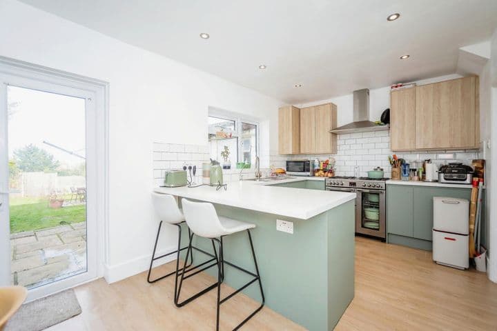 3 bedrooms house for sale in Rochester, United Kingdom - Image 6