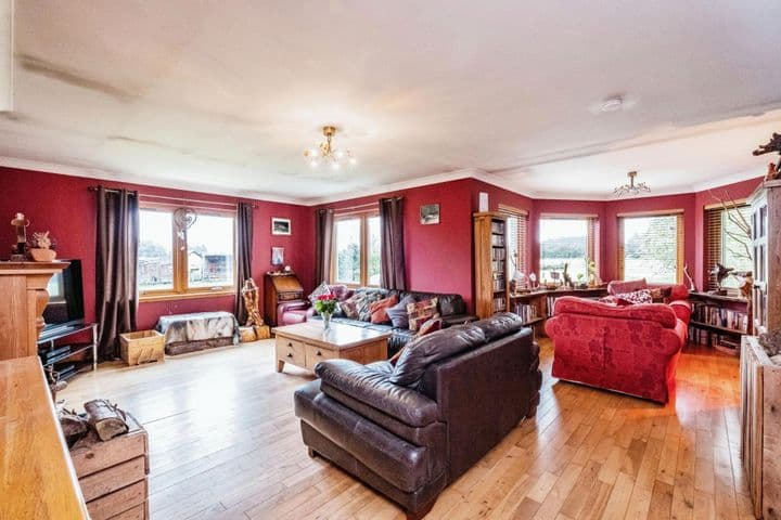 3 bedrooms house for sale in Croydon, United Kingdom - Image 5