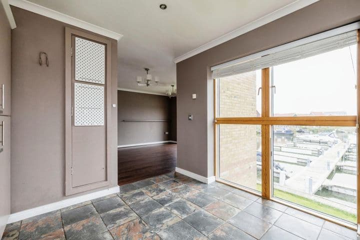 2 bedrooms apartment for sale in Lincoln, United Kingdom - Image 4