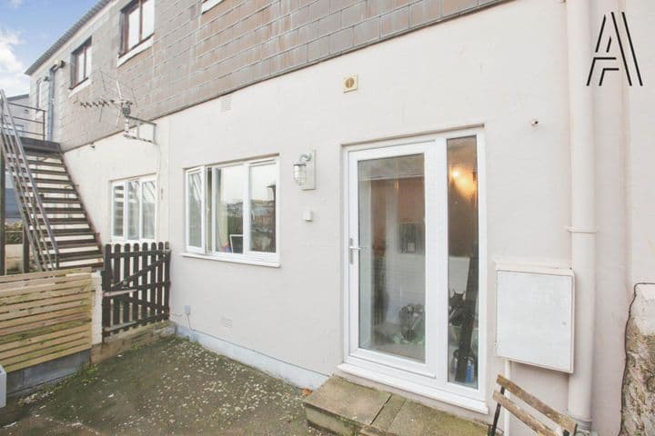 1 bedroom apartment for sale in Brixham, United Kingdom - Image 11