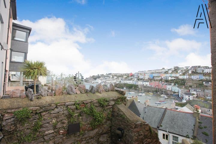 1 bedroom apartment for sale in Brixham, United Kingdom - Image 2