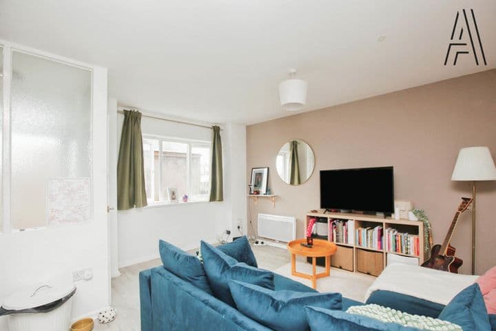 1 bedroom apartment for sale in Brixham, United Kingdom - Image 6