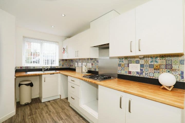 4 bedrooms house for sale in Stoke-On-Trent, United Kingdom - Image 3