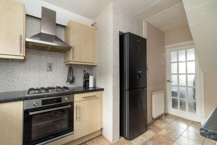 2 bedrooms house for sale in Dundee, United Kingdom - Image 9