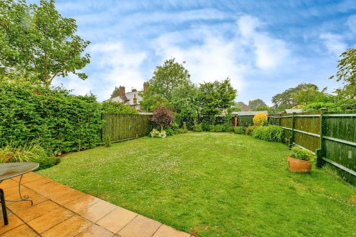 3 bedrooms house for sale in Horley, United Kingdom - Image 17