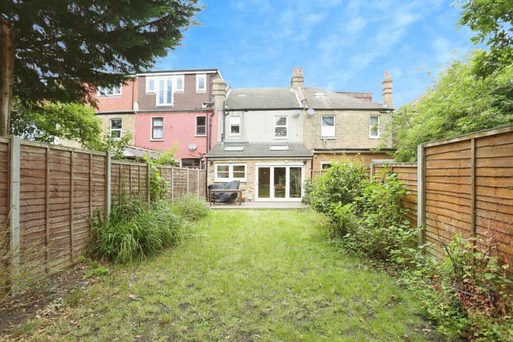 3 bedrooms house for sale in London, United Kingdom - Image 20