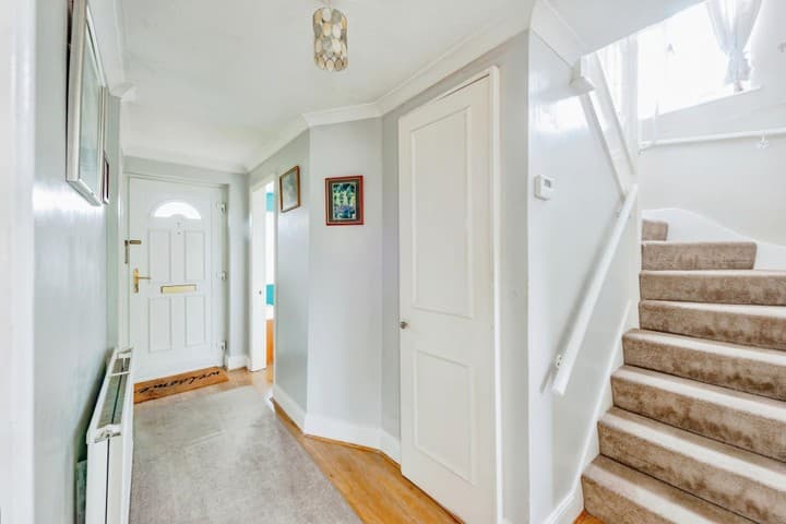 3 bedrooms house for sale in Horley, United Kingdom - Image 9