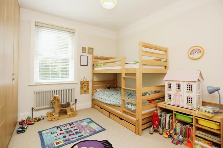 3 bedrooms house for sale in London, United Kingdom - Image 14