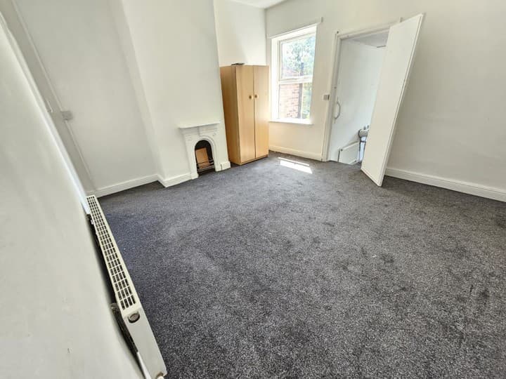 2 bedrooms house for sale in Manchester, United Kingdom - Image 11