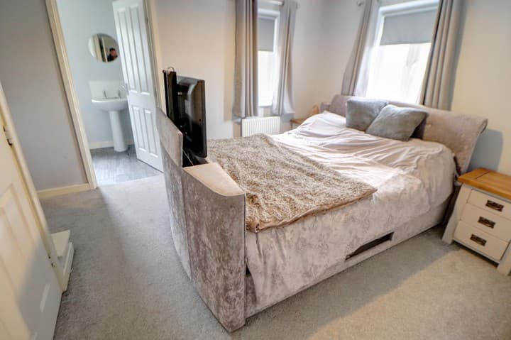 3 bedrooms house for sale in Burnley, United Kingdom - Image 13