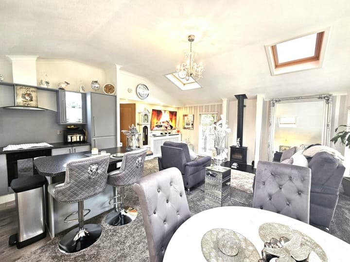 2 bedrooms other for sale in Congleton, United Kingdom - Image 5