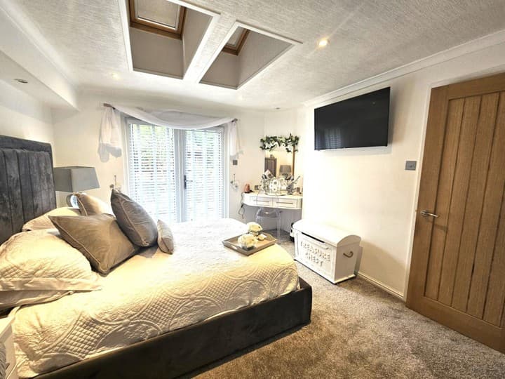 2 bedrooms other for sale in Congleton, United Kingdom - Image 8