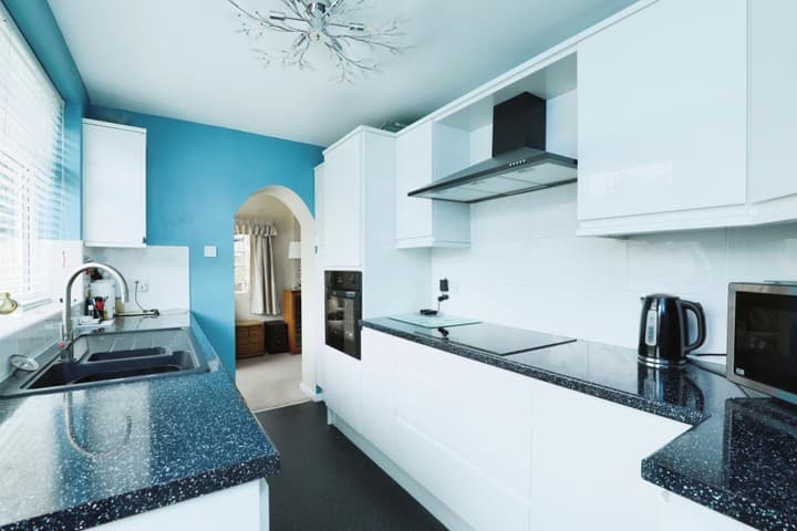 2 bedrooms house for sale in Sheffield, United Kingdom - Image 3