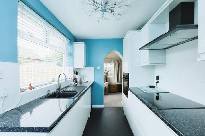 2 bedrooms house for sale in Sheffield, United Kingdom - Image 12