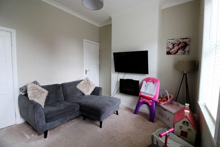 2 bedrooms house for sale in Carlisle, United Kingdom - Image 3