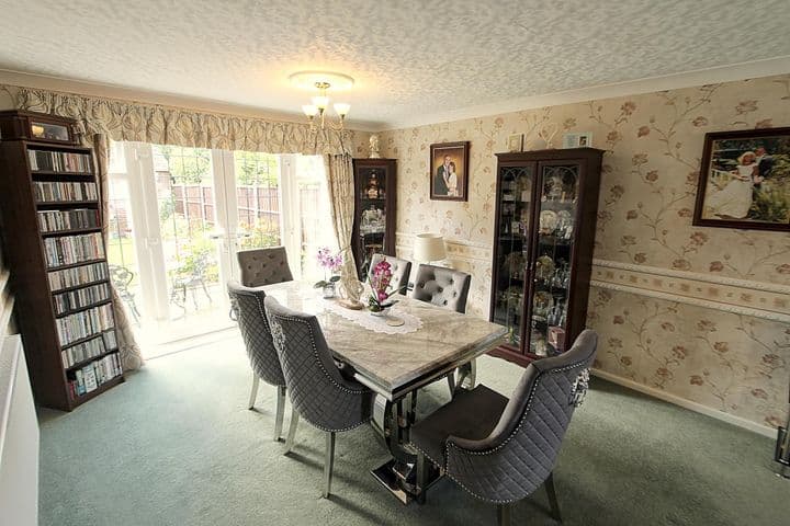 3 bedrooms house for sale in Walsall, United Kingdom - Image 6