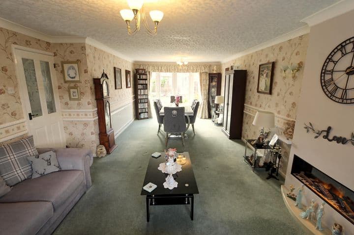 3 bedrooms house for sale in Walsall, United Kingdom - Image 7