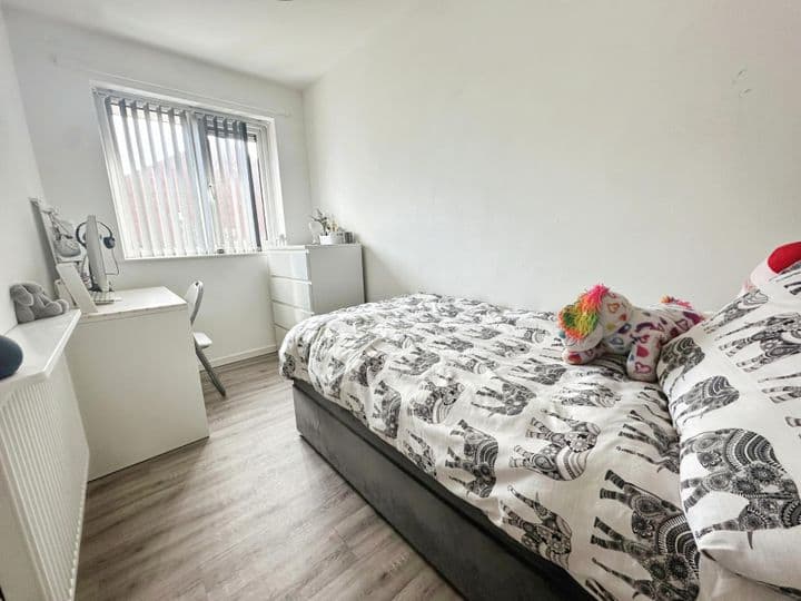 3 bedrooms house for sale in Wolverhampton, United Kingdom - Image 10