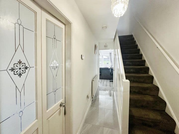 3 bedrooms house for sale in Wolverhampton, United Kingdom - Image 7