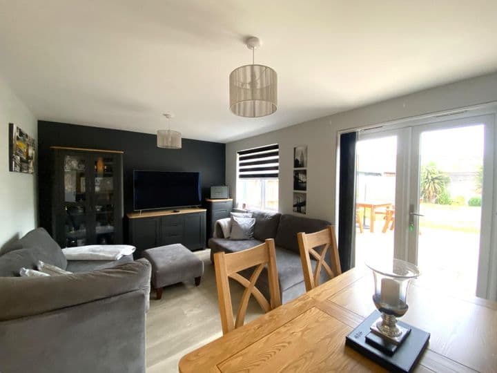 3 bedrooms house for sale in Southend-On-Sea, United Kingdom - Image 7