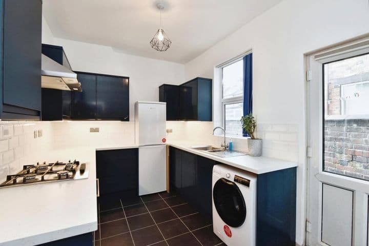 2 bedrooms house for sale in Stoke-On-Trent, United Kingdom - Image 9