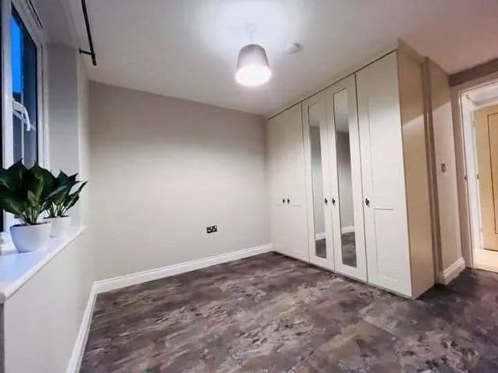 2 bedrooms apartment for sale in Manchester, United Kingdom - Image 10