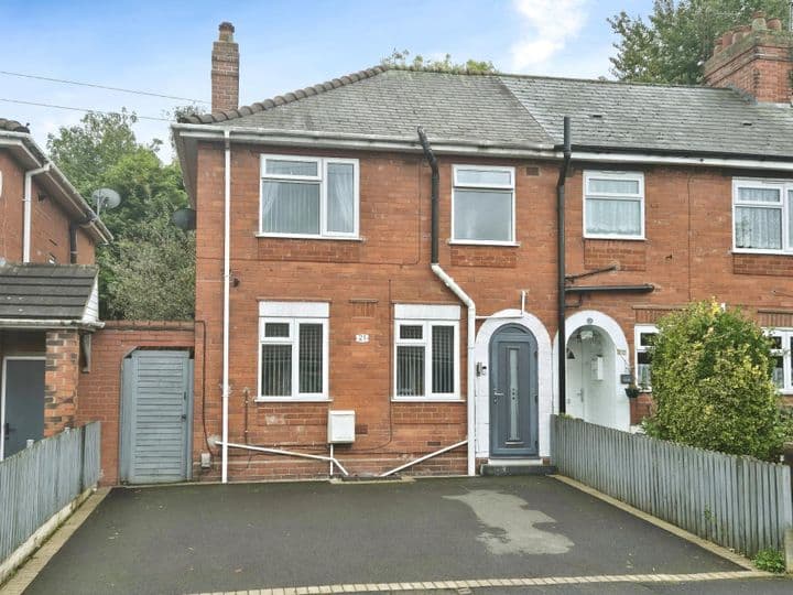 2 bedrooms house for sale in Cradley Heath, United Kingdom