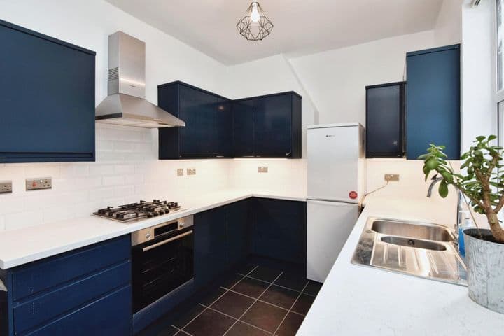 2 bedrooms house for sale in Stoke-On-Trent, United Kingdom - Image 10